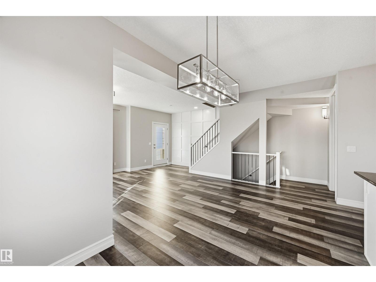 
          10 804 WELSH Drive SW
            <br/>
            <span>Edmonton</span>
            , 
            <span>AB</span>
             <span>T6X1Y8</span>
         - Photo 26