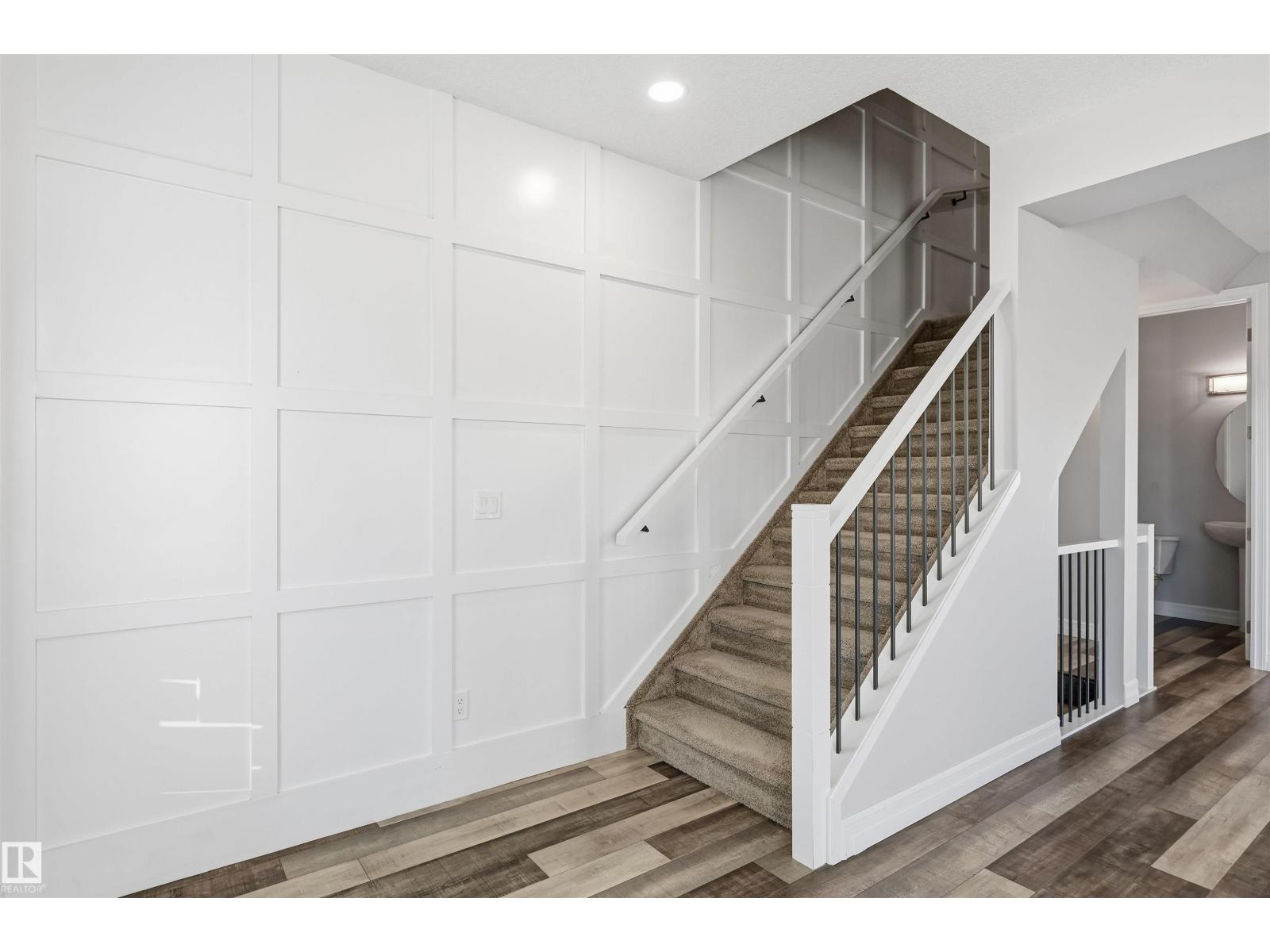 
          10 804 WELSH Drive SW
            <br/>
            <span>Edmonton</span>
            , 
            <span>AB</span>
             <span>T6X1Y8</span>
         - Photo 48