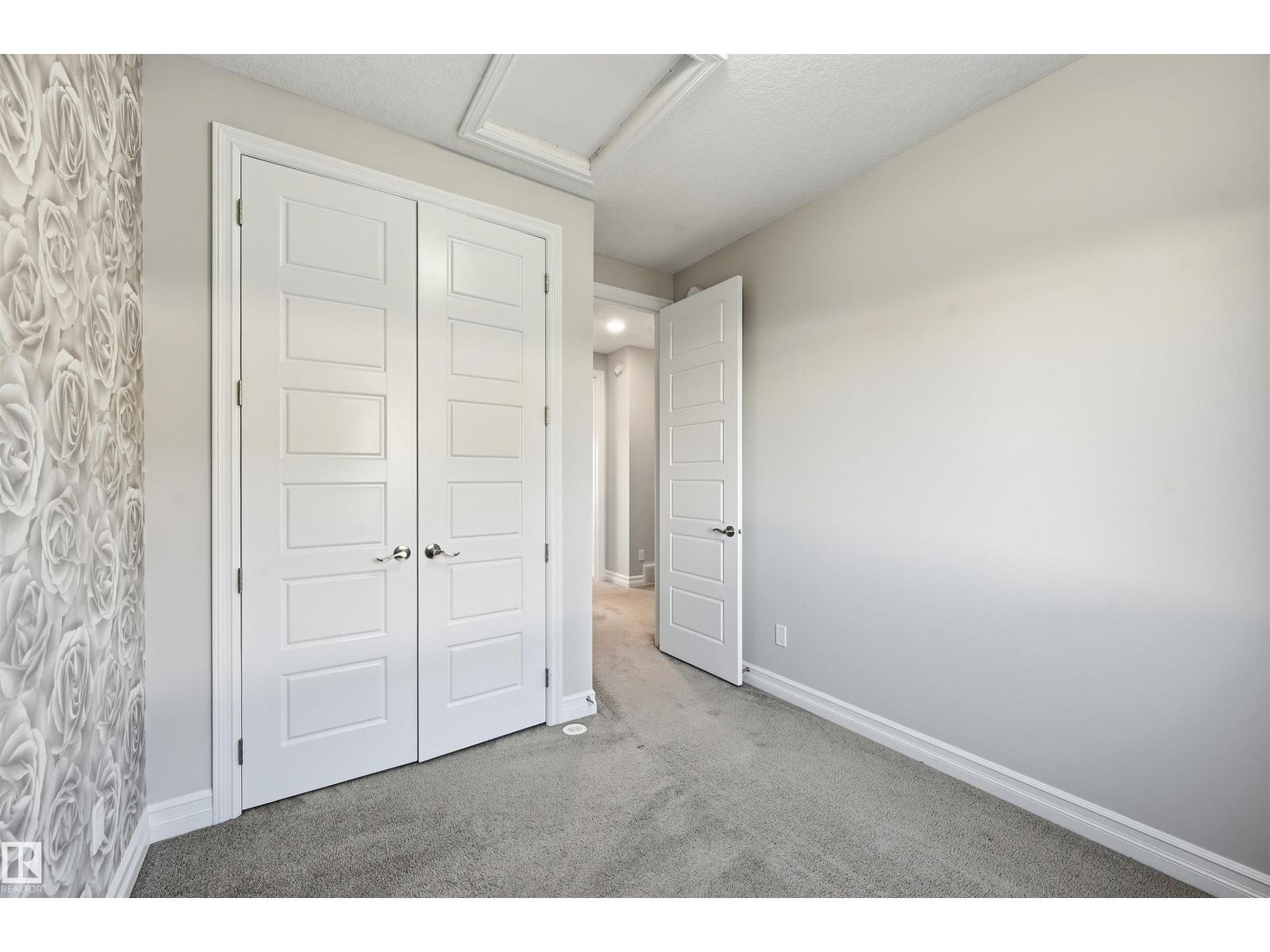 
          10 804 WELSH Drive SW
            <br/>
            <span>Edmonton</span>
            , 
            <span>AB</span>
             <span>T6X1Y8</span>
         - Photo 6