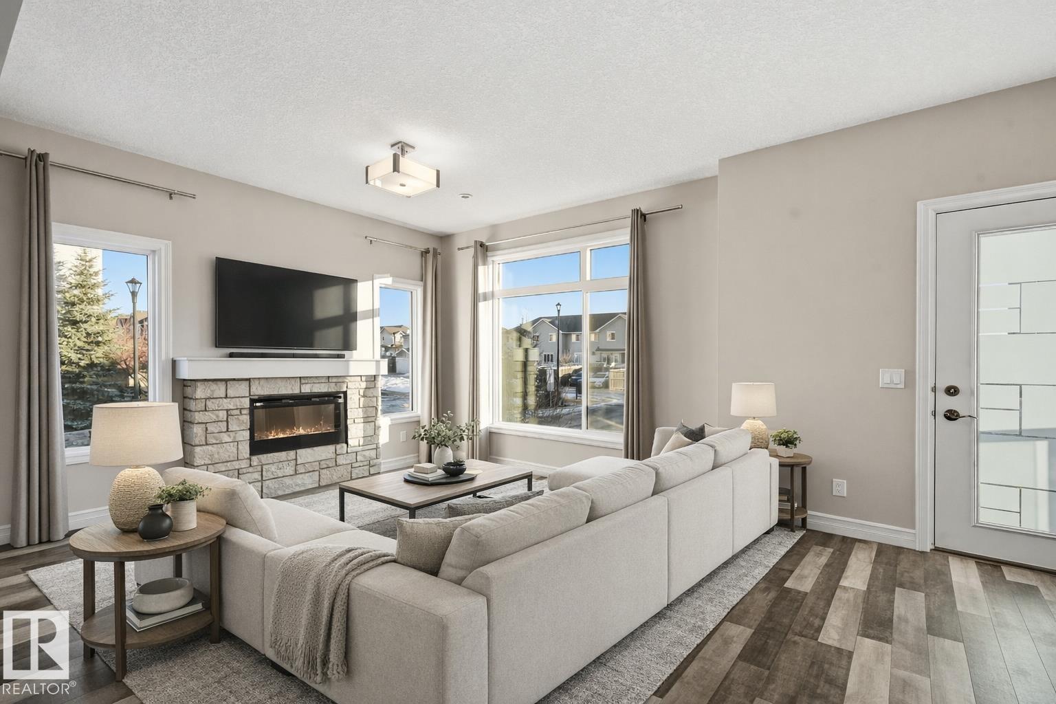 
          10 804 WELSH Drive SW
            <br/>
            <span>Edmonton</span>
            , 
            <span>AB</span>
             <span>T6X1Y8</span>
         - Photo 32