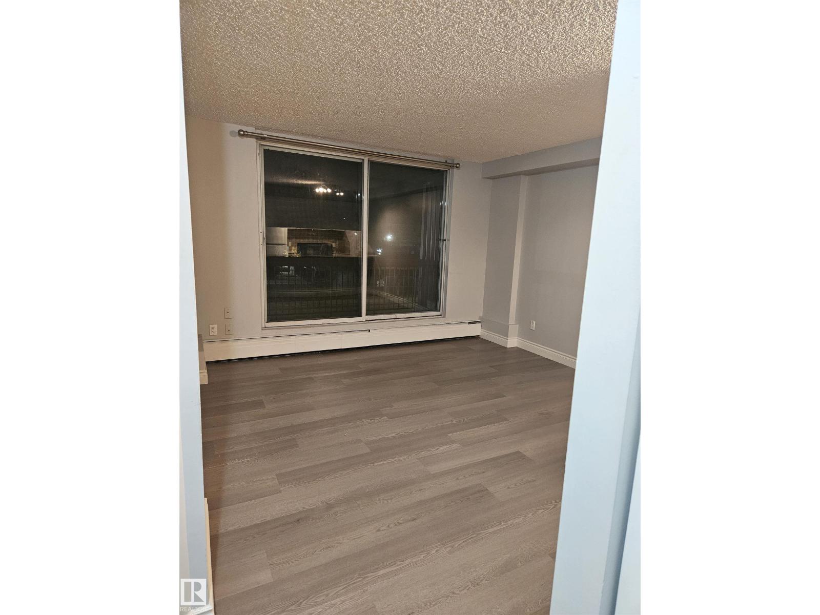 Single Family House for Sale in #   ST NW Edmonton 