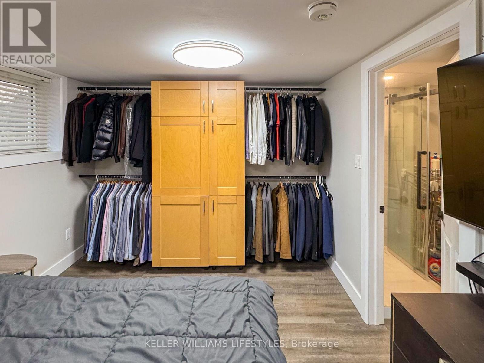 575 GRAND VIEW AVENUE - 43