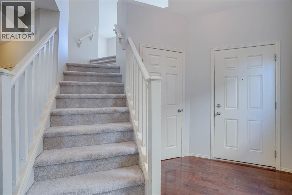 Single Family House for Sale in  Tuscany Reserve Bay NW Tuscany Calgary 