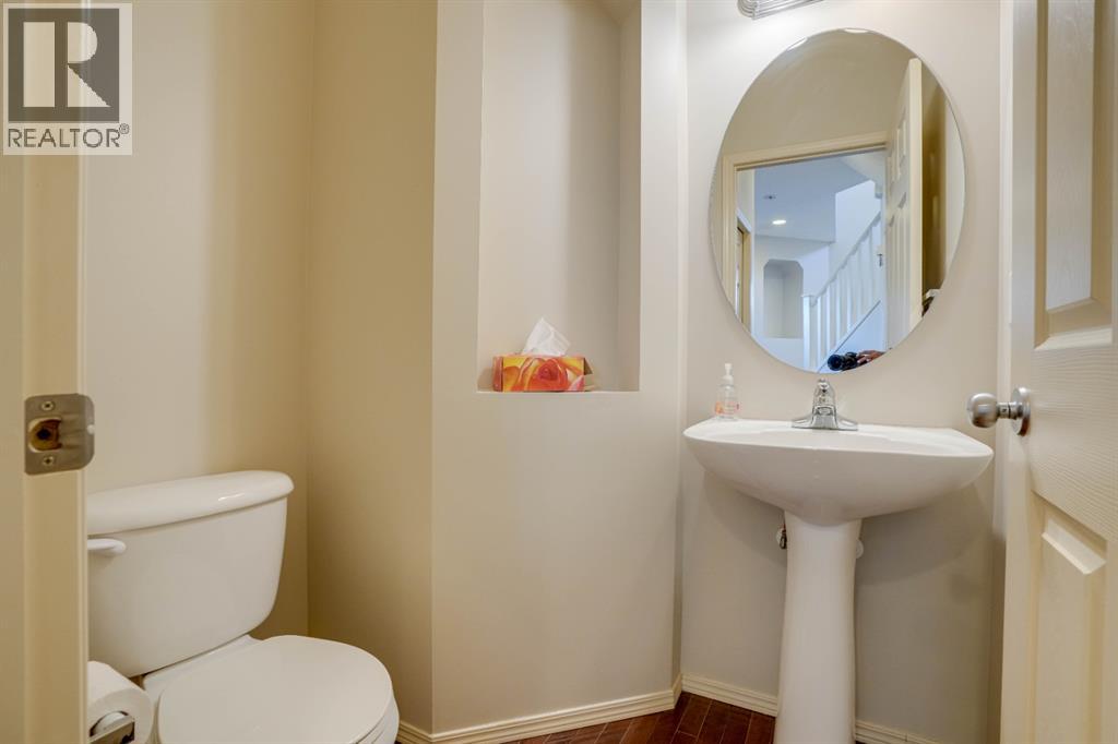 Single Family House for Sale in  Tuscany Reserve Bay NW Tuscany Calgary 