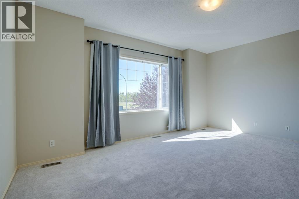 Single Family House for Sale in  Tuscany Reserve Bay NW Tuscany Calgary 