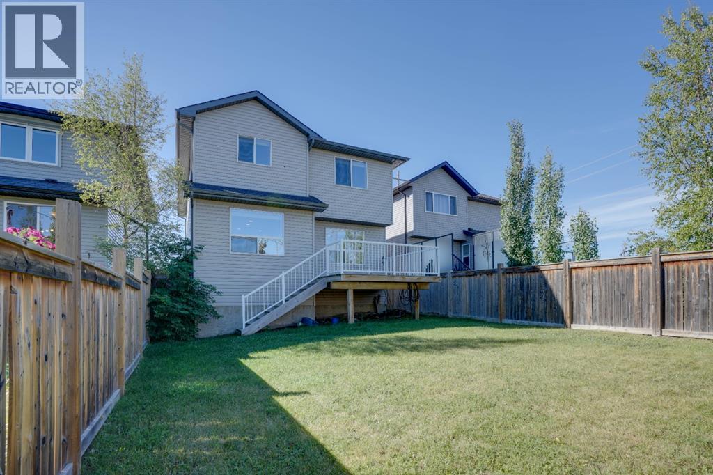 Single Family House for Sale in  Tuscany Reserve Bay NW Tuscany Calgary 