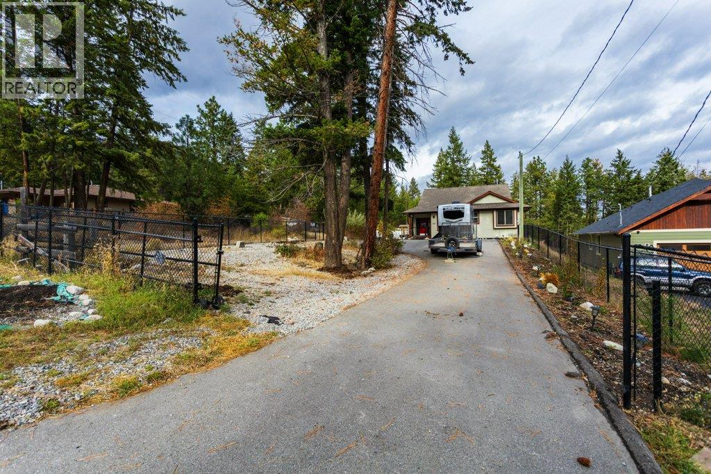 750 Firwood Road, Kelowna