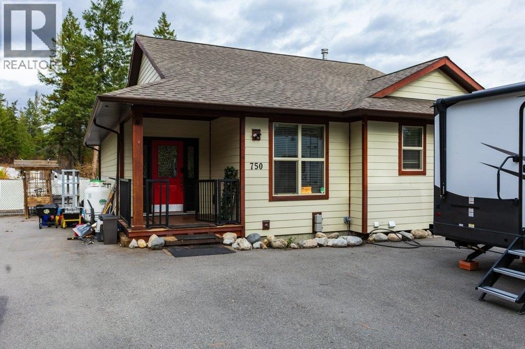 750 Firwood Road, Kelowna