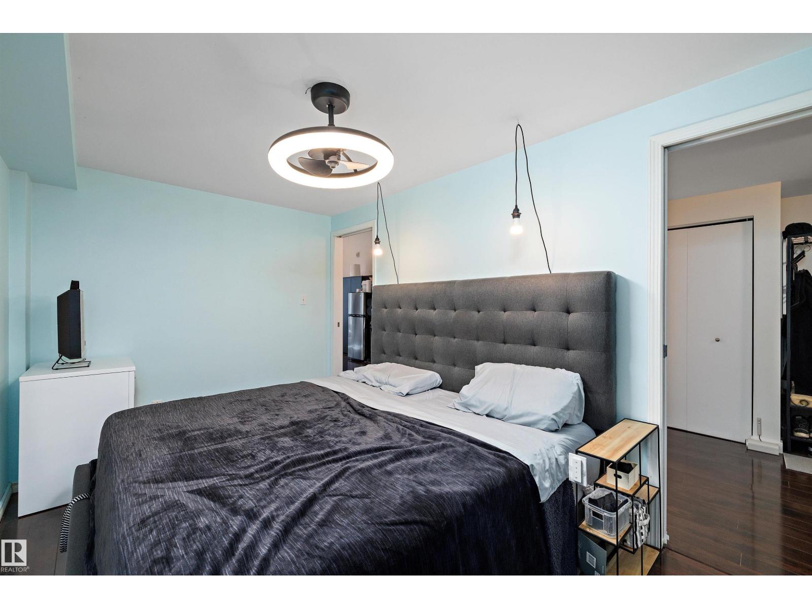 #1810 10024 JASPER AV NW - 12