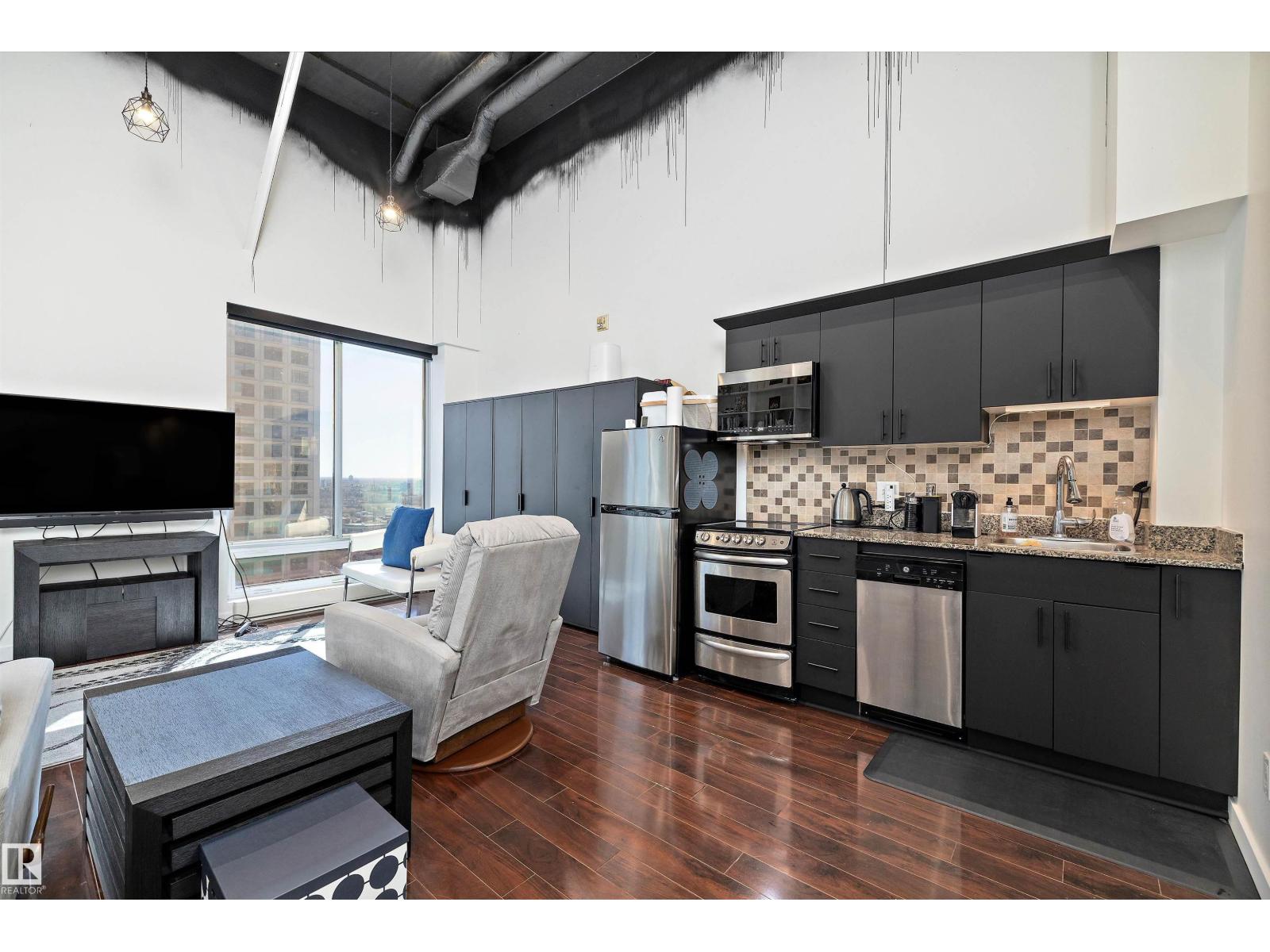 #1810 10024 JASPER AV NW - 16