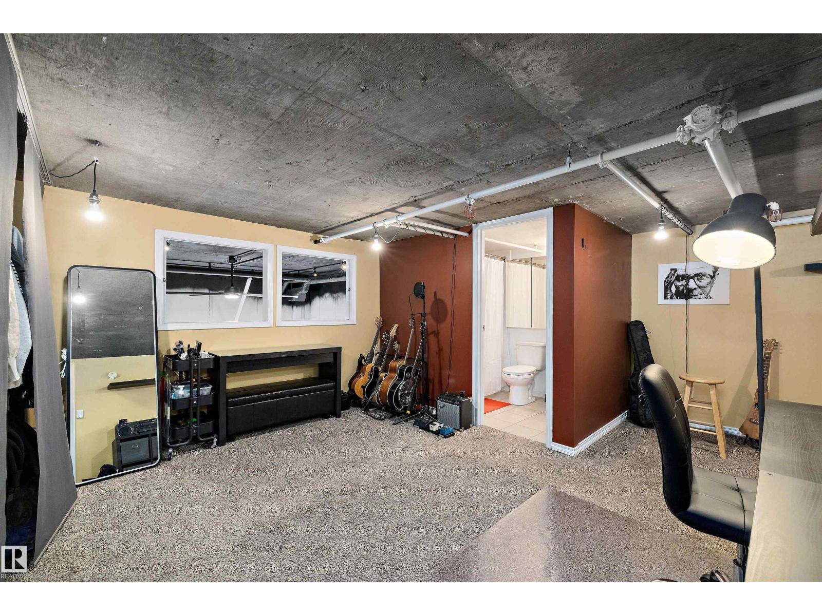 #1810 10024 JASPER AV NW - 24