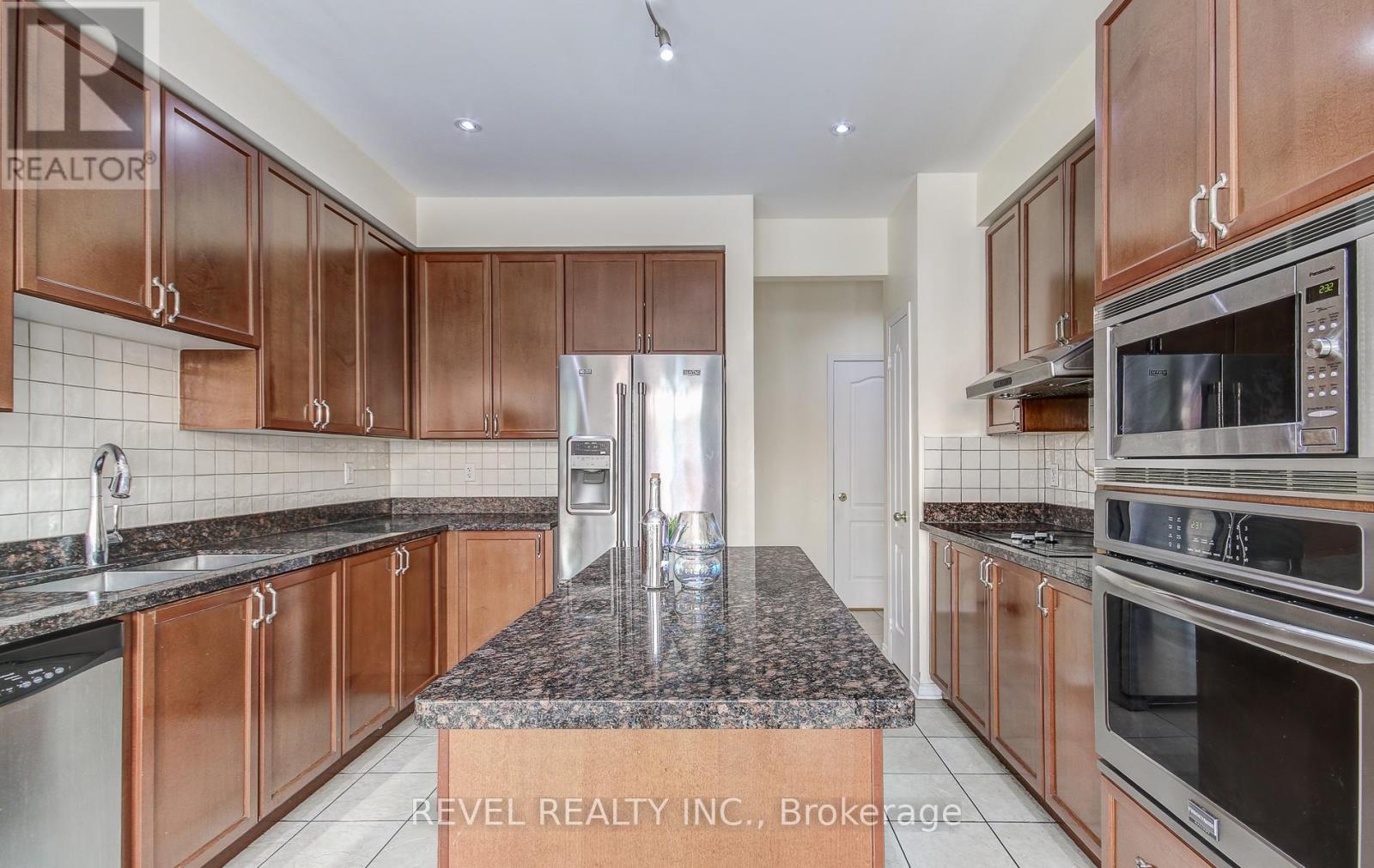 5 TREEGROVE CRESCENT - 17