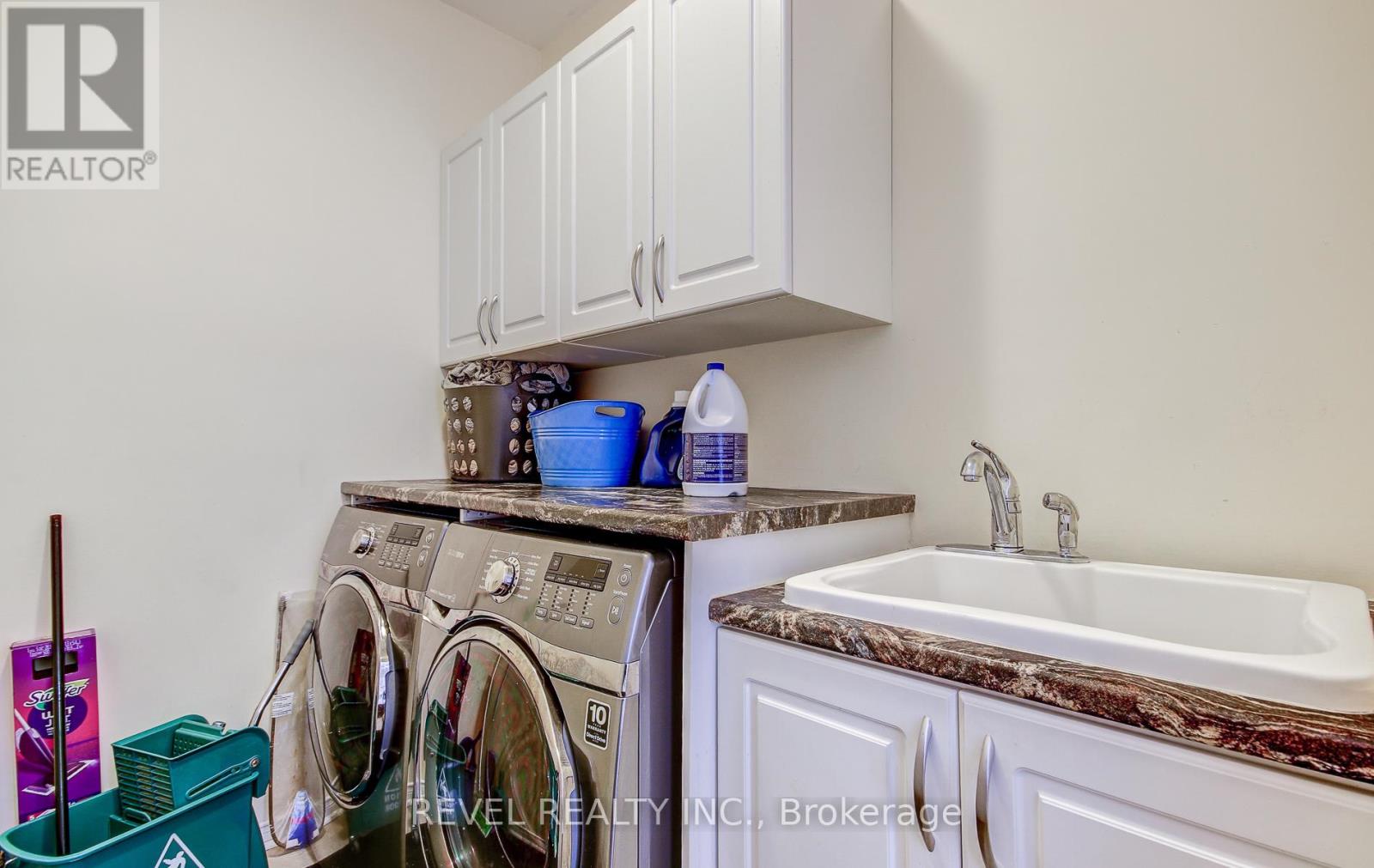 5 TREEGROVE CRESCENT - 21