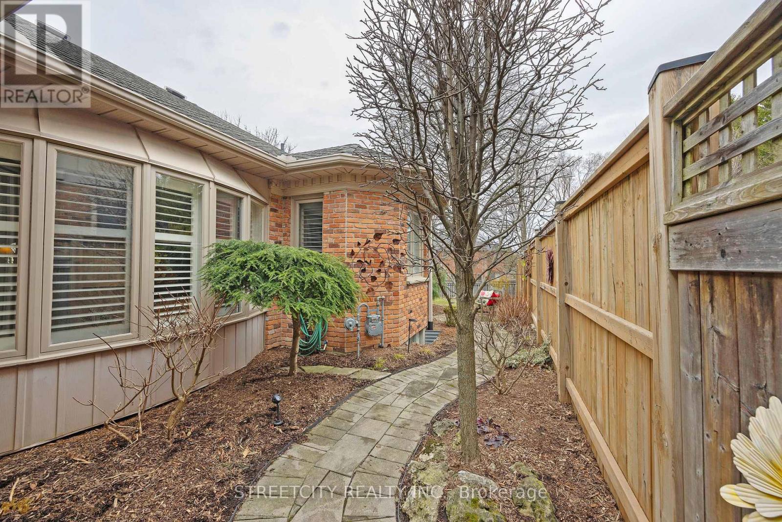 448 GRANGEOVER CRESCENT Property Photo