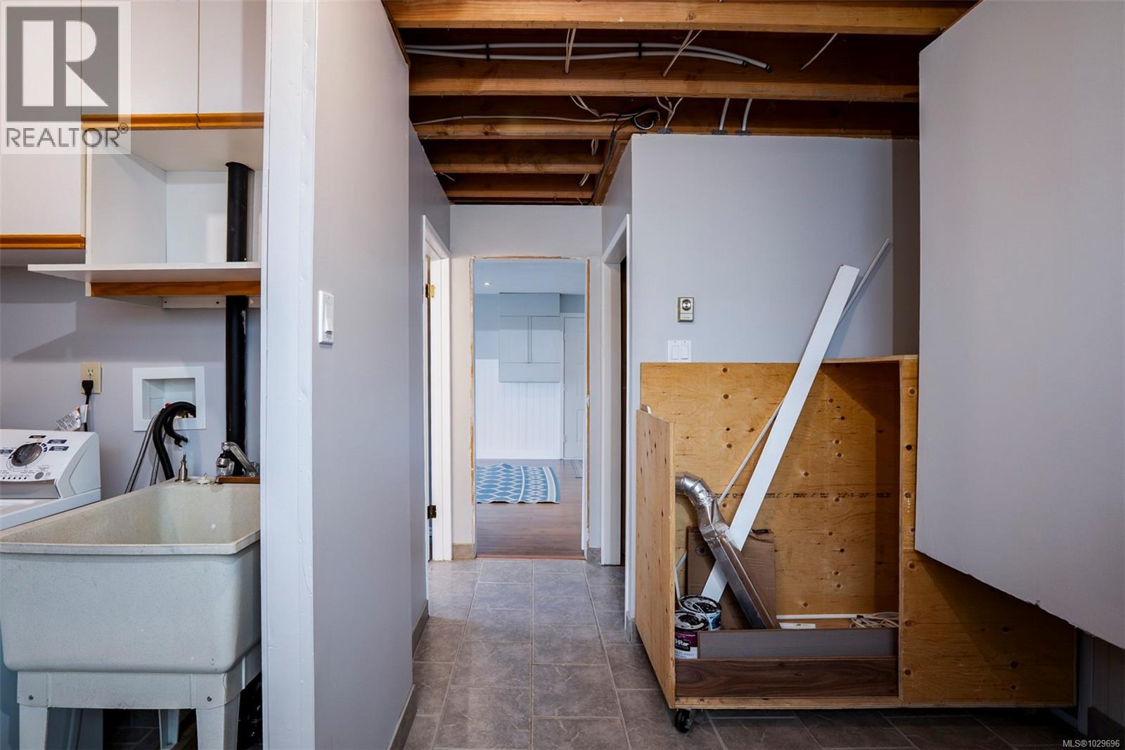 650 HAMILTON AVE - 24