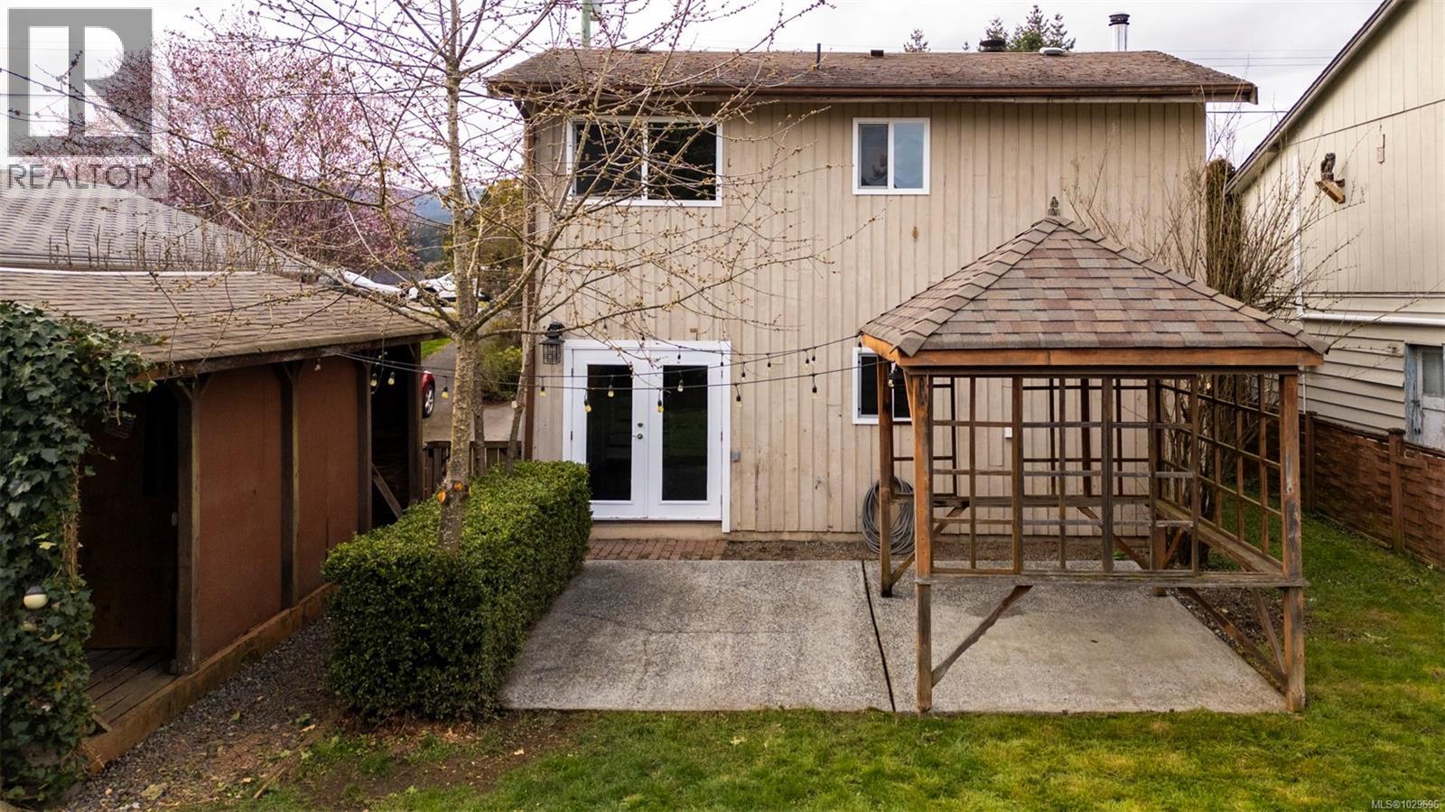 650 HAMILTON AVE - 33