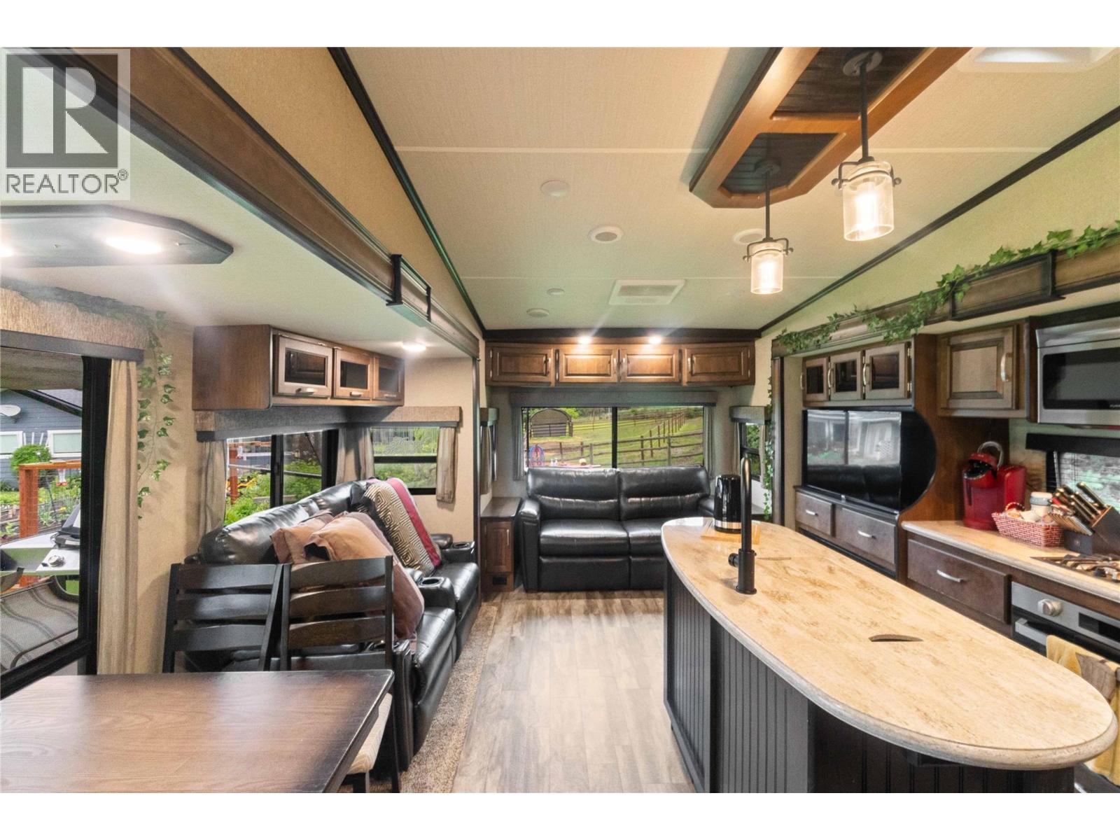 4911 Malpass Road, Armstrong