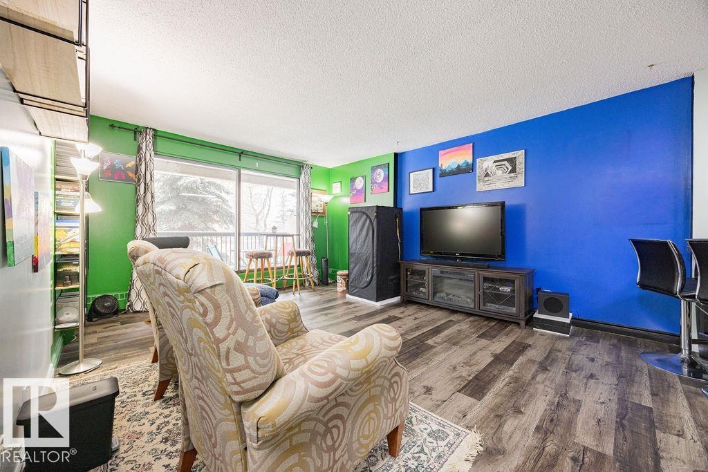 Single Family House for Sale in #   ST NW Edmonton 