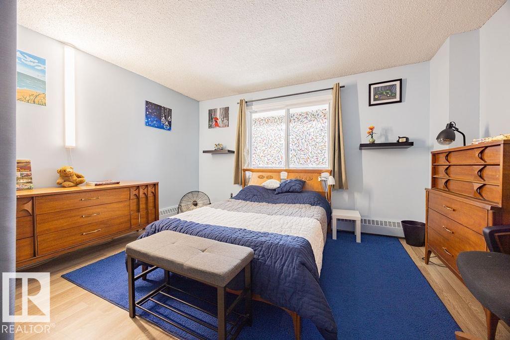 Single Family House for Sale in #   ST NW Edmonton 