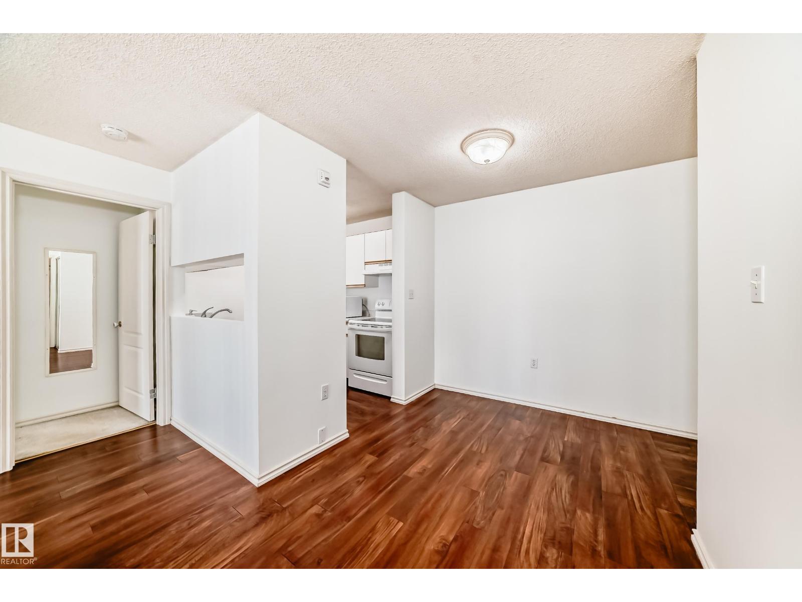 #320 9620 174 ST NW - 13