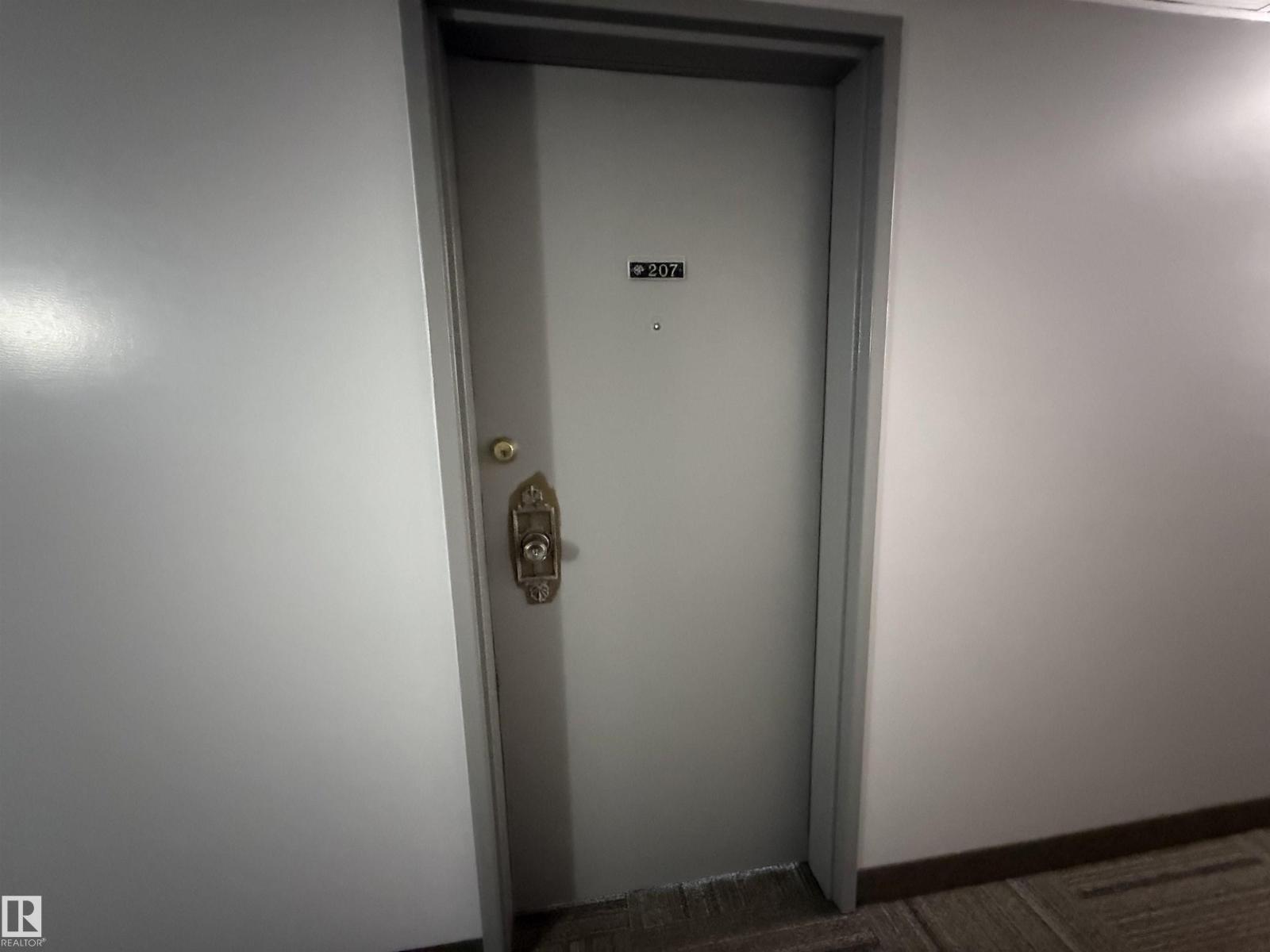 #207 7815 159 ST NW - 23