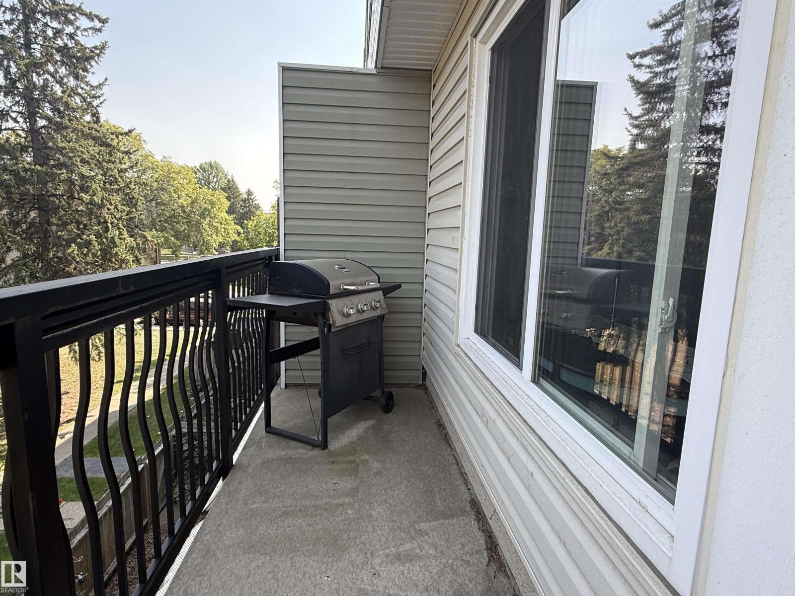 #207 7815 159 ST NW - 11