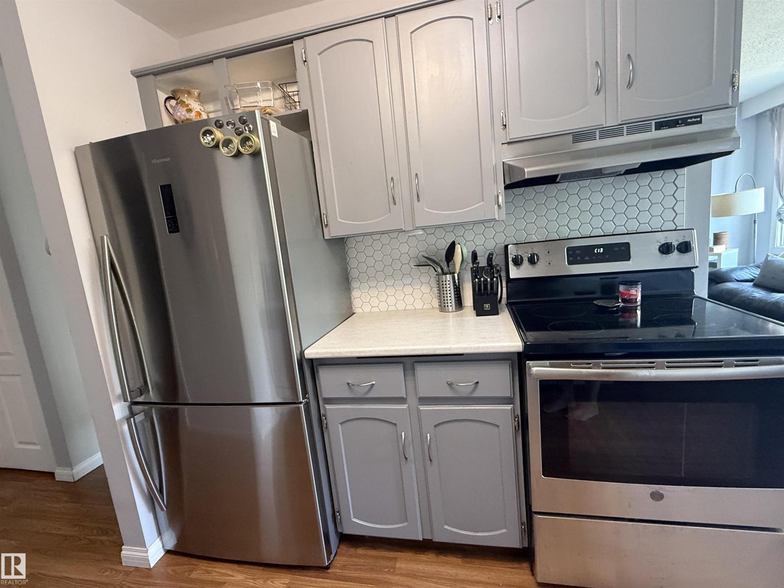 #207 7815 159 ST NW - 9
