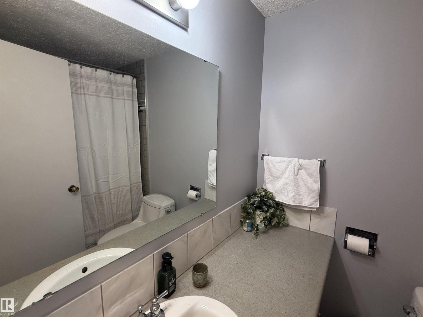#207 7815 159 ST NW - 17