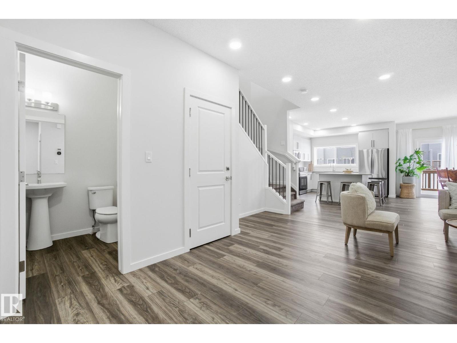 319 29 ST SW SW - 7