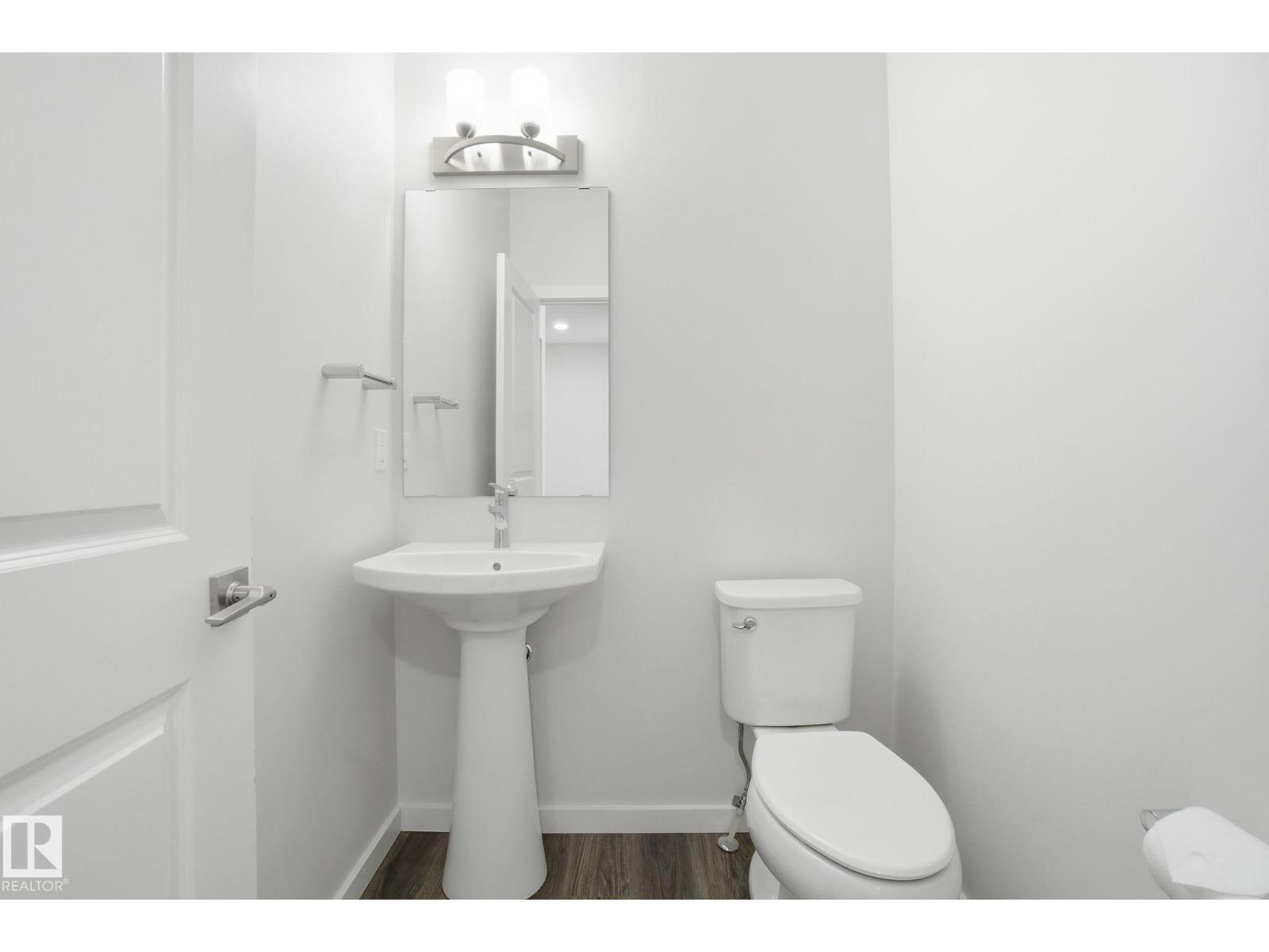 319 29 ST SW SW - 21