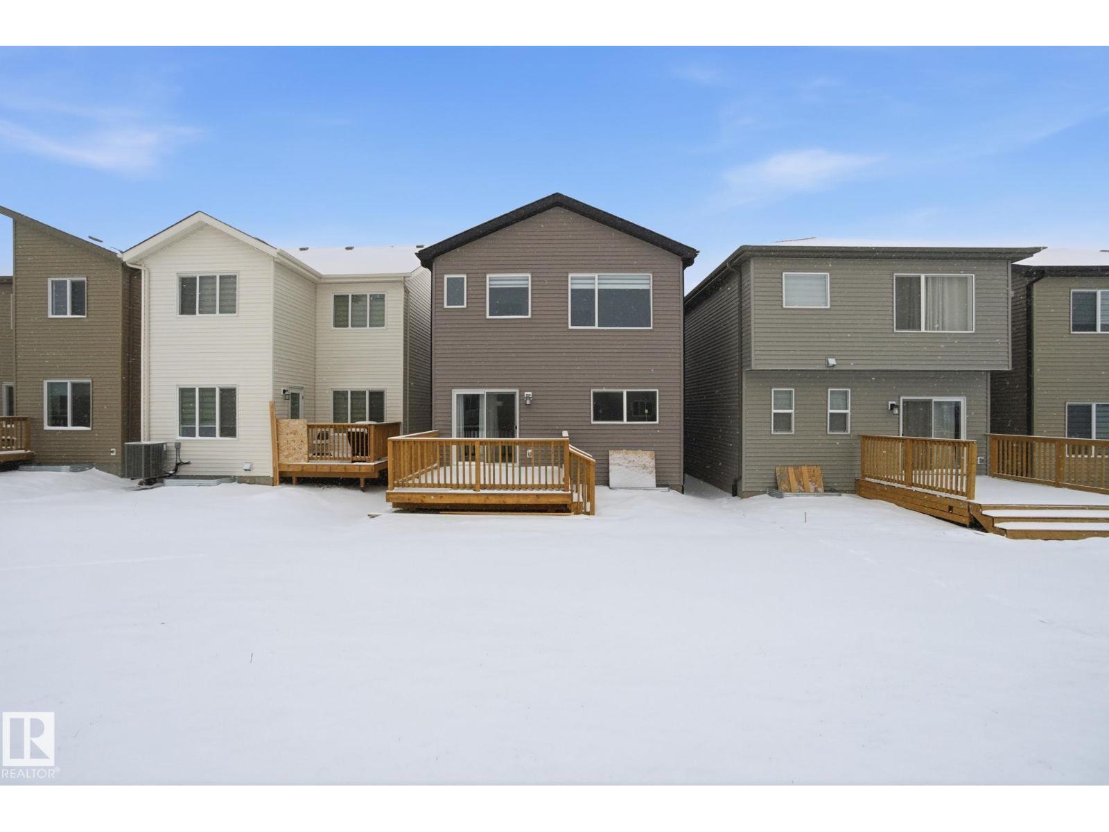 319 29 ST SW SW - 37