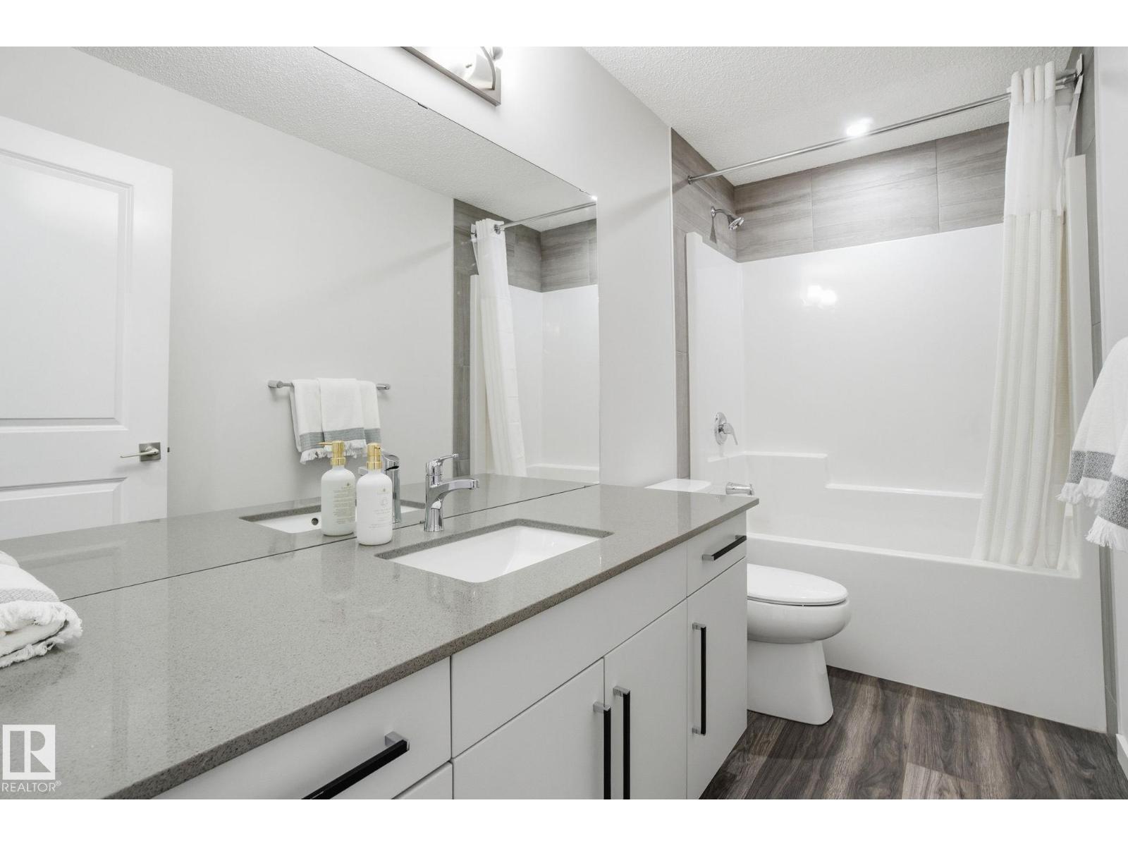 319 29 ST SW SW - 26