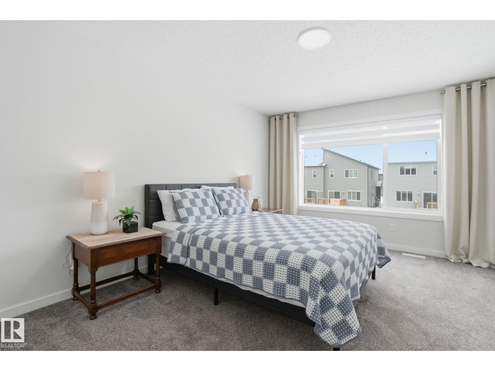 319 29 ST SW SW - 28