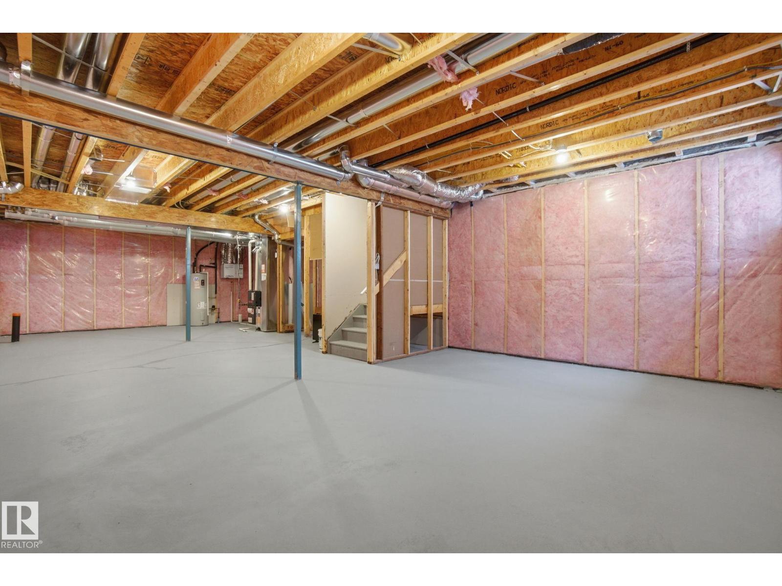 319 29 ST SW SW - 34