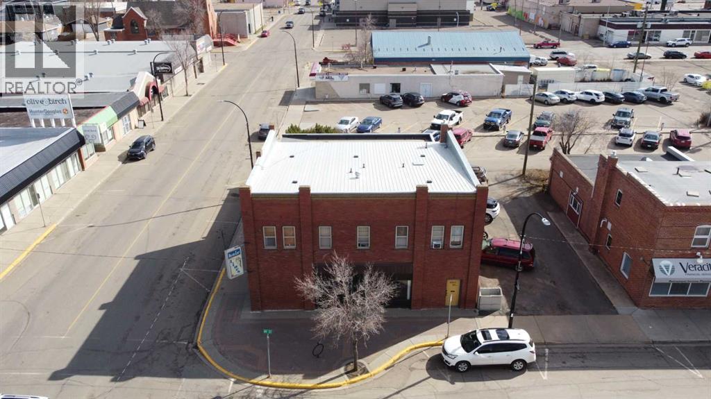 4820 49 Avenue - photo 5