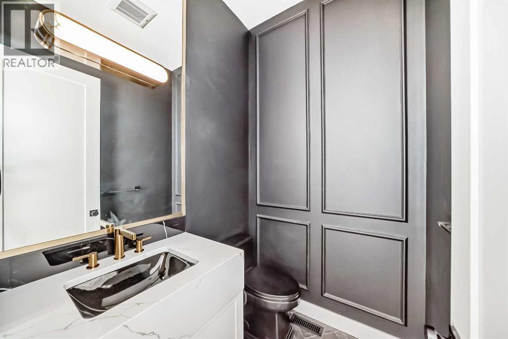 Single Family House for Sale in  A Street NW Parkdale Calgary 