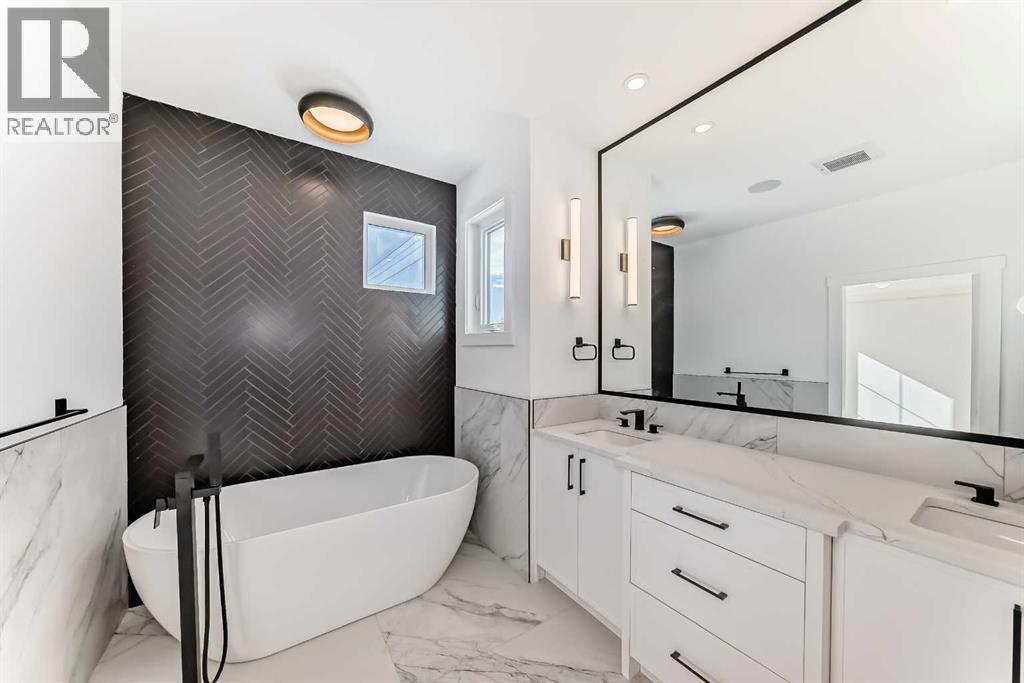 Single Family House for Sale in  A Street NW Parkdale Calgary 