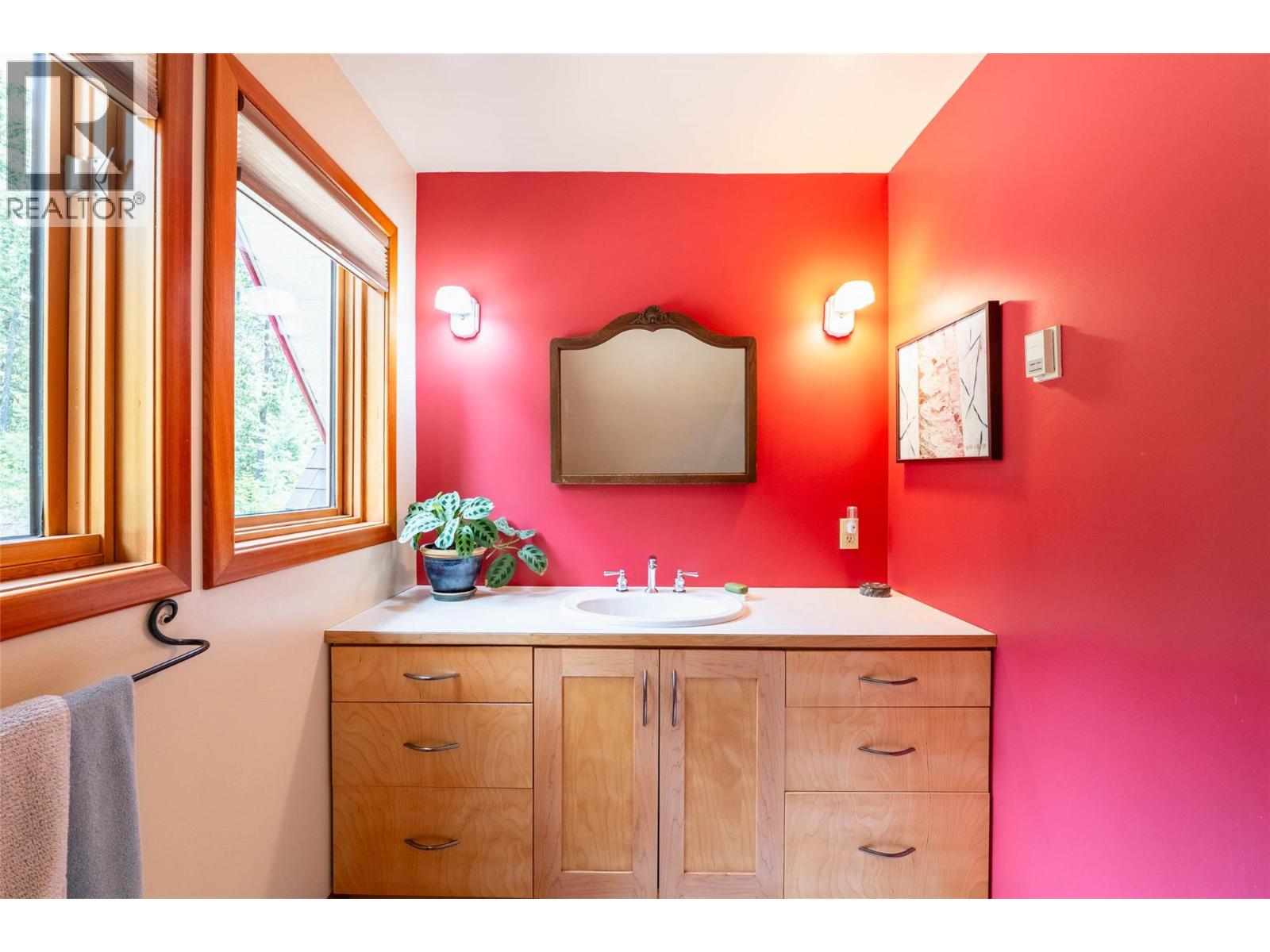 3675 Thompson Road, Bonnington Falls