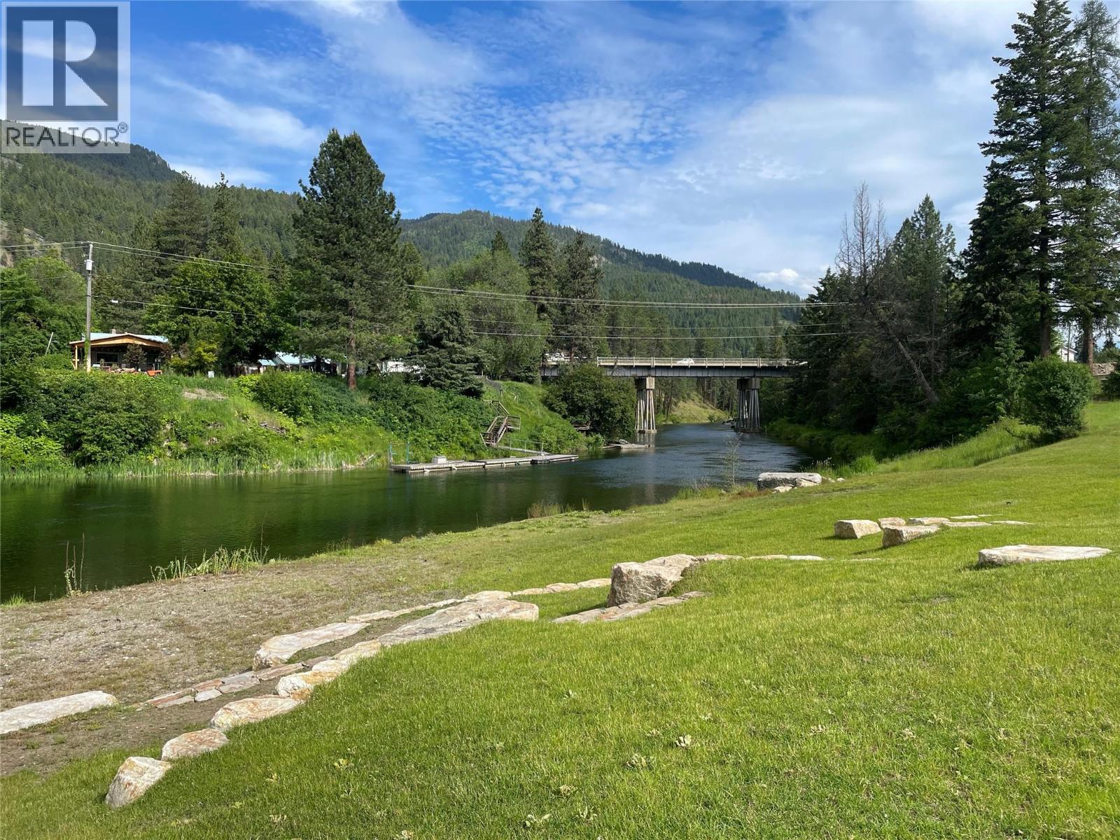 1650 BENNIGER Road, Christina Lake