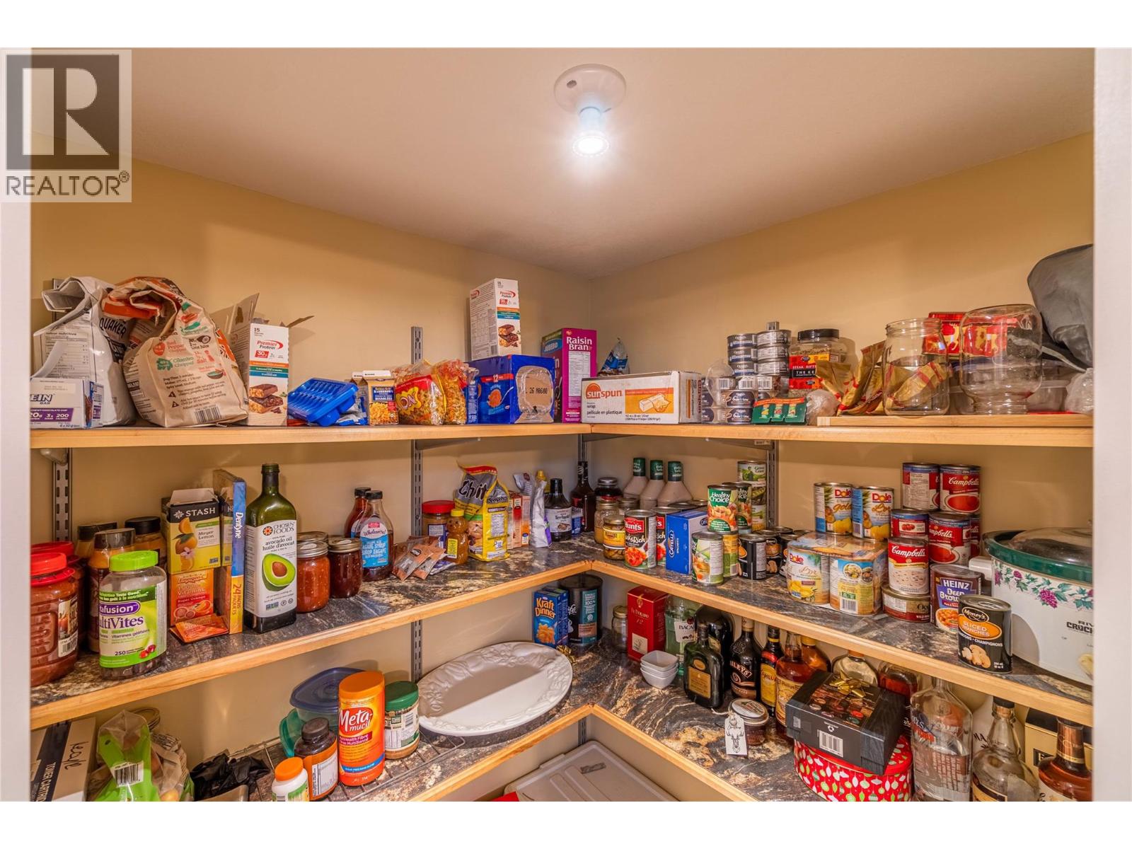 416 HOLLIS Road - 10