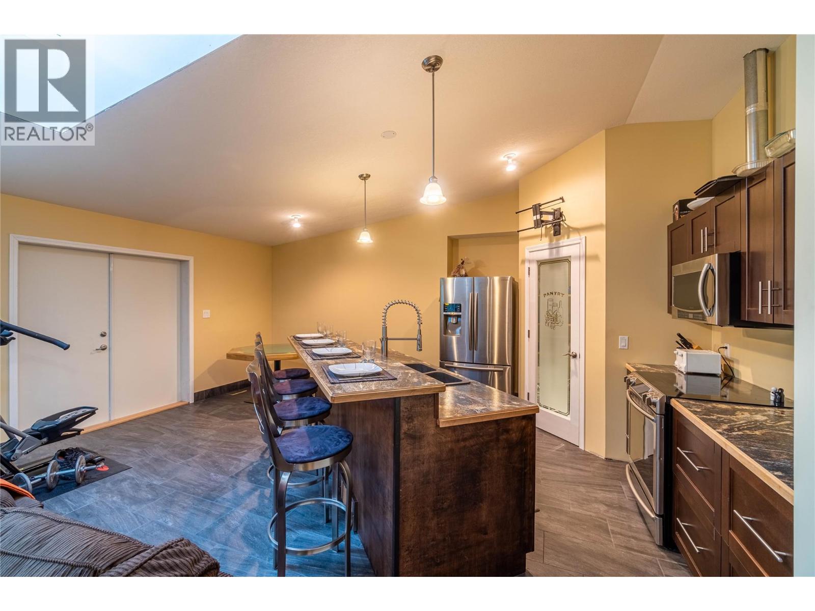 416 HOLLIS Road, Ashcroft