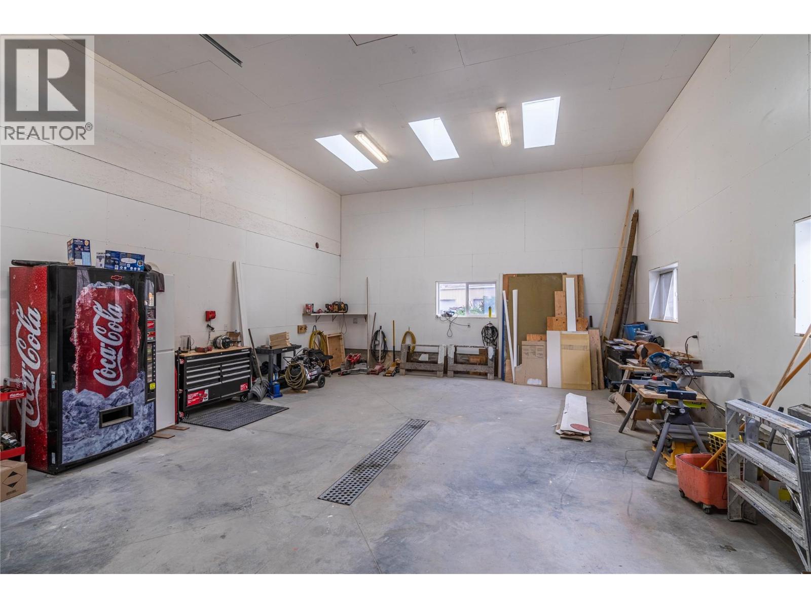 416 HOLLIS Road, Ashcroft