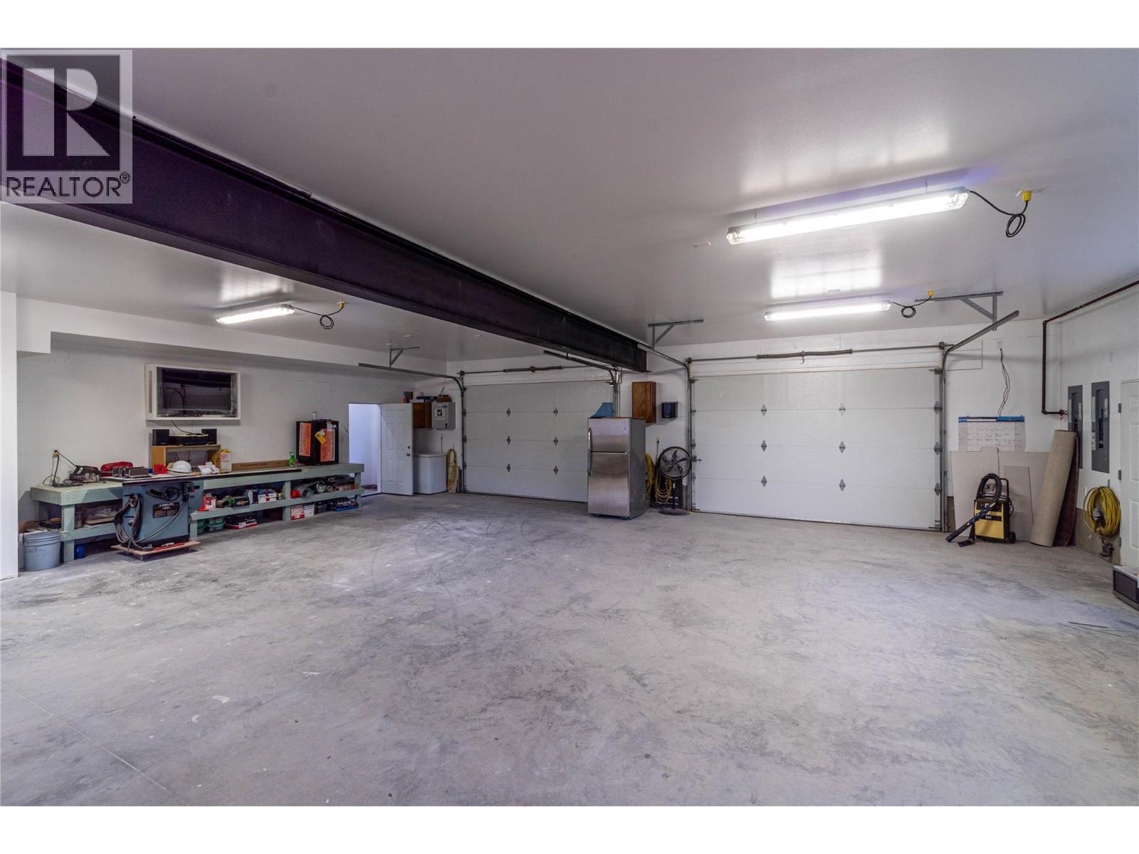 416 HOLLIS Road, Ashcroft