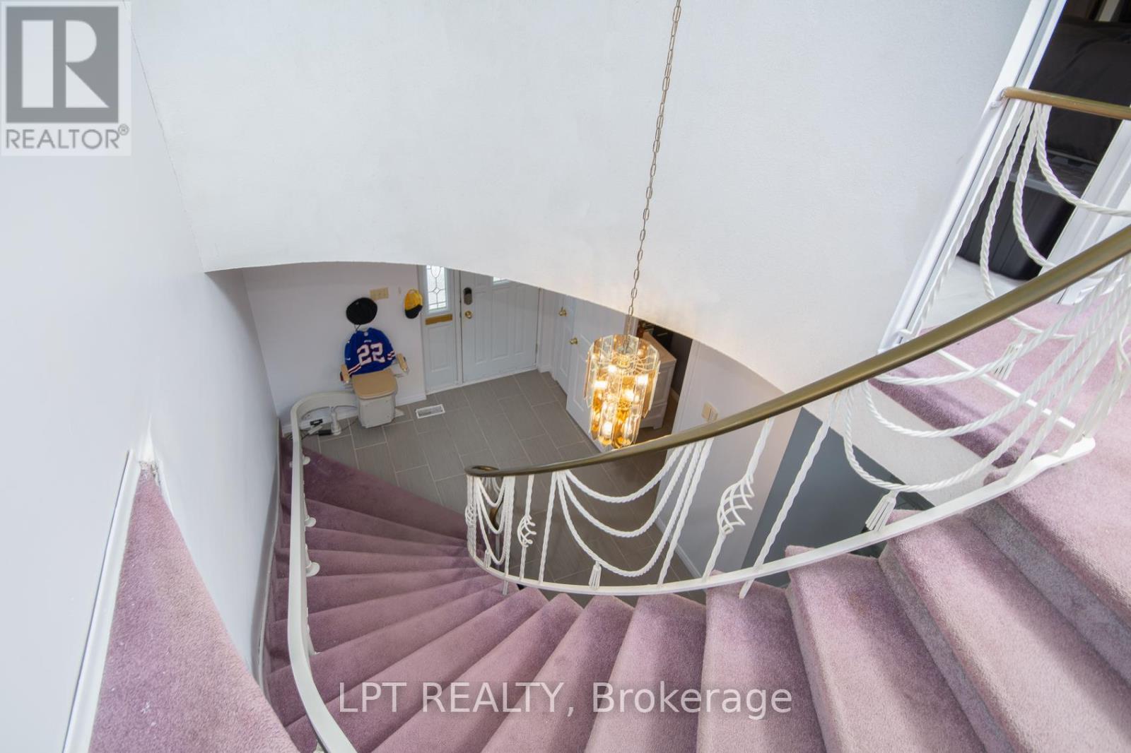 412 MONTREAL ROAD - 15