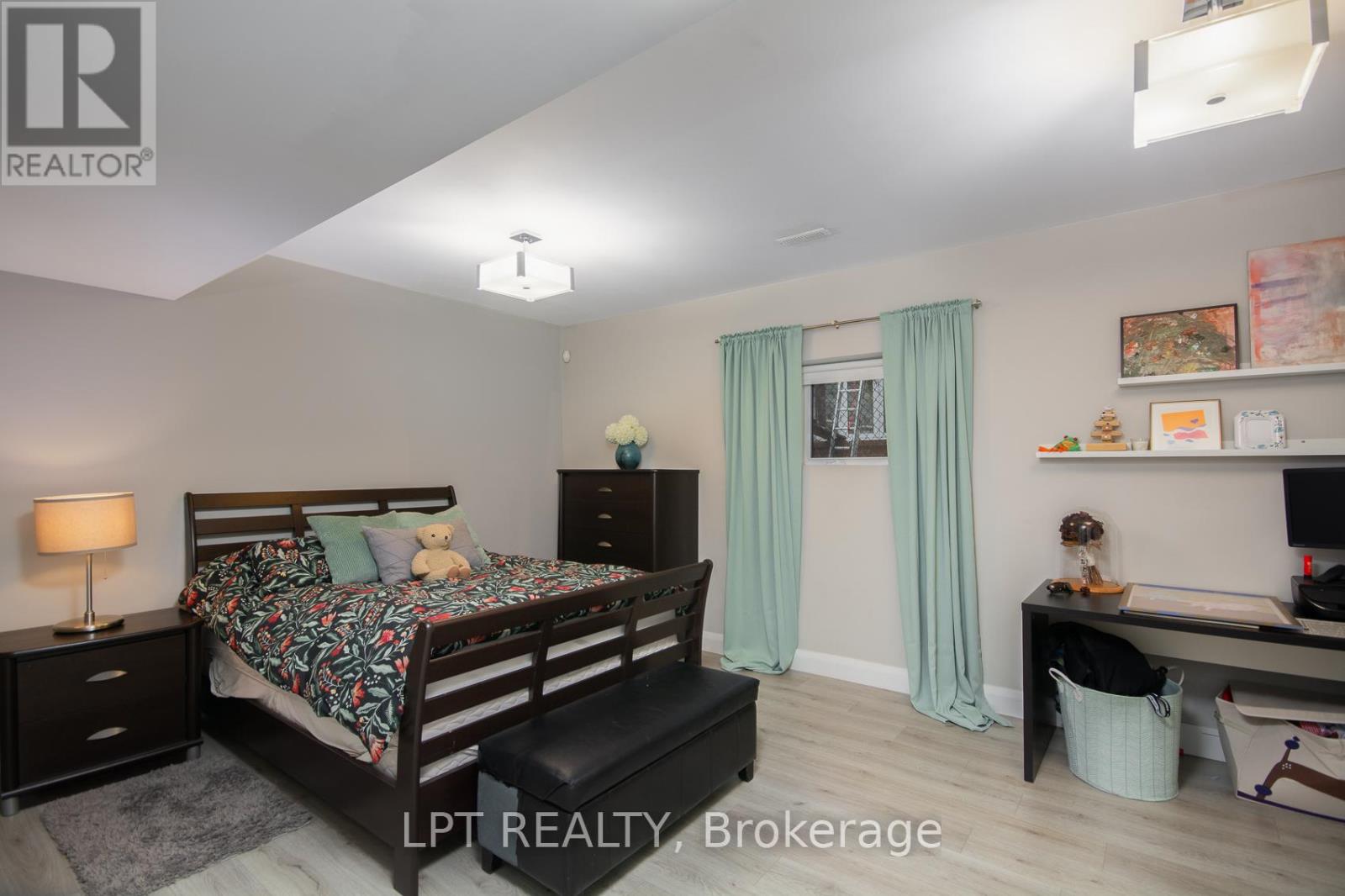 847 WALKLEY ROAD — photo 37