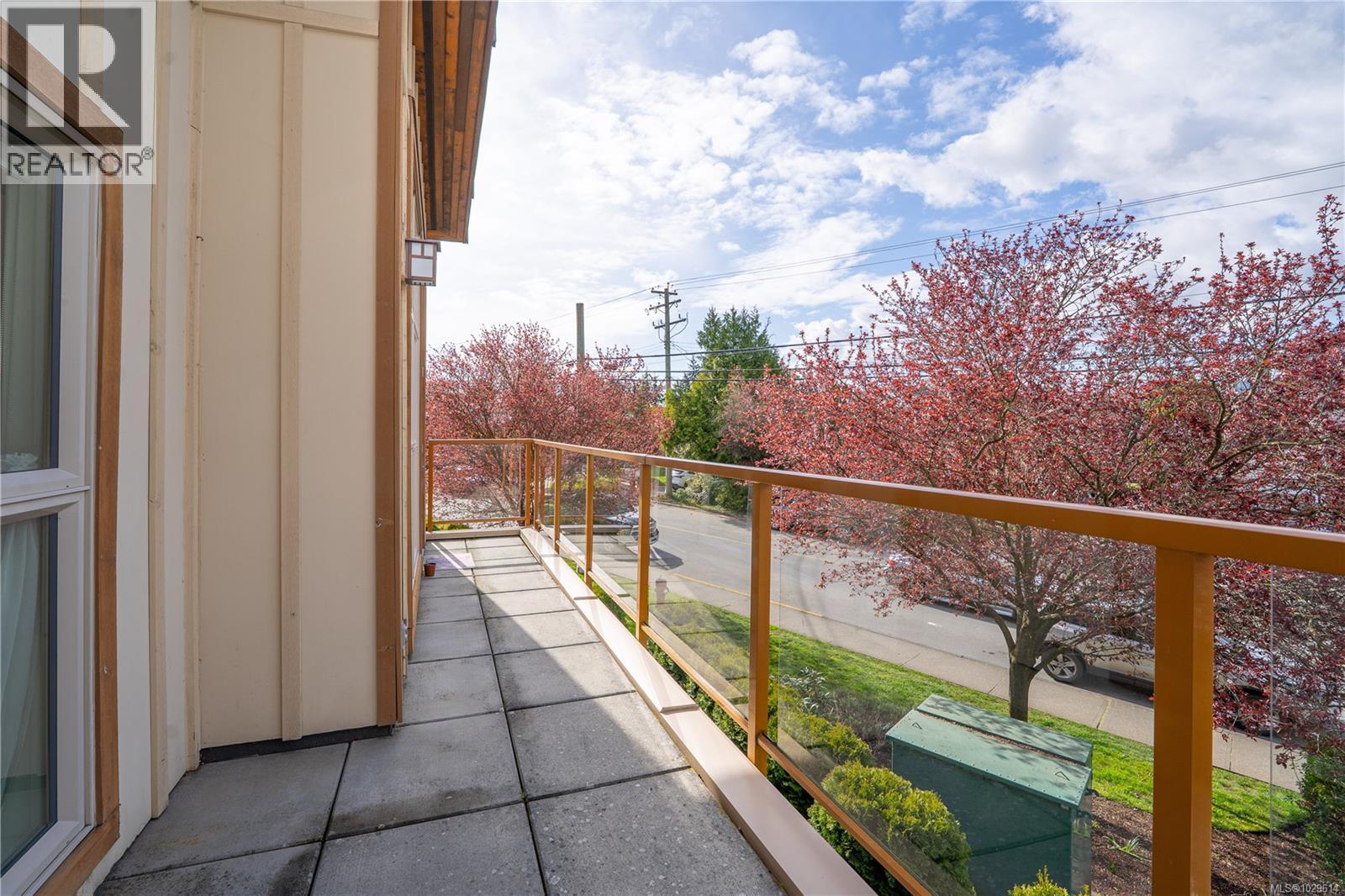 204 10421 Resthaven Drive, Sidney