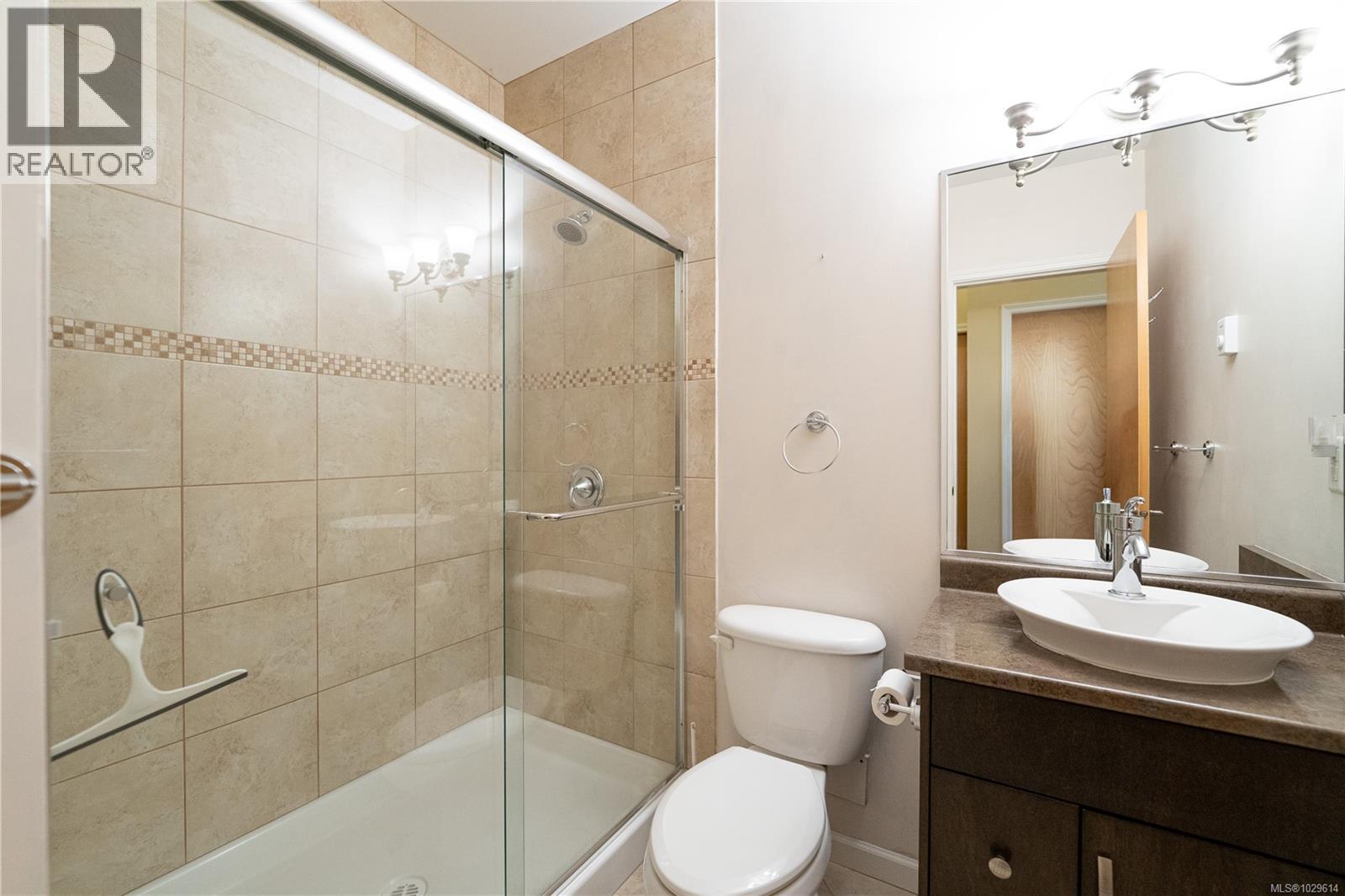 204 10421 Resthaven Drive, Sidney