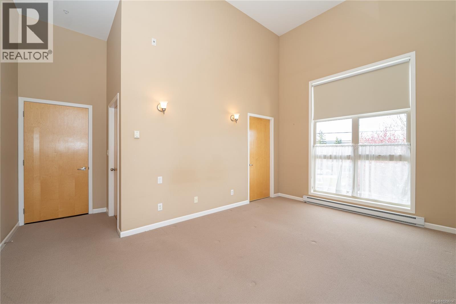 204 10421 Resthaven Drive, Sidney