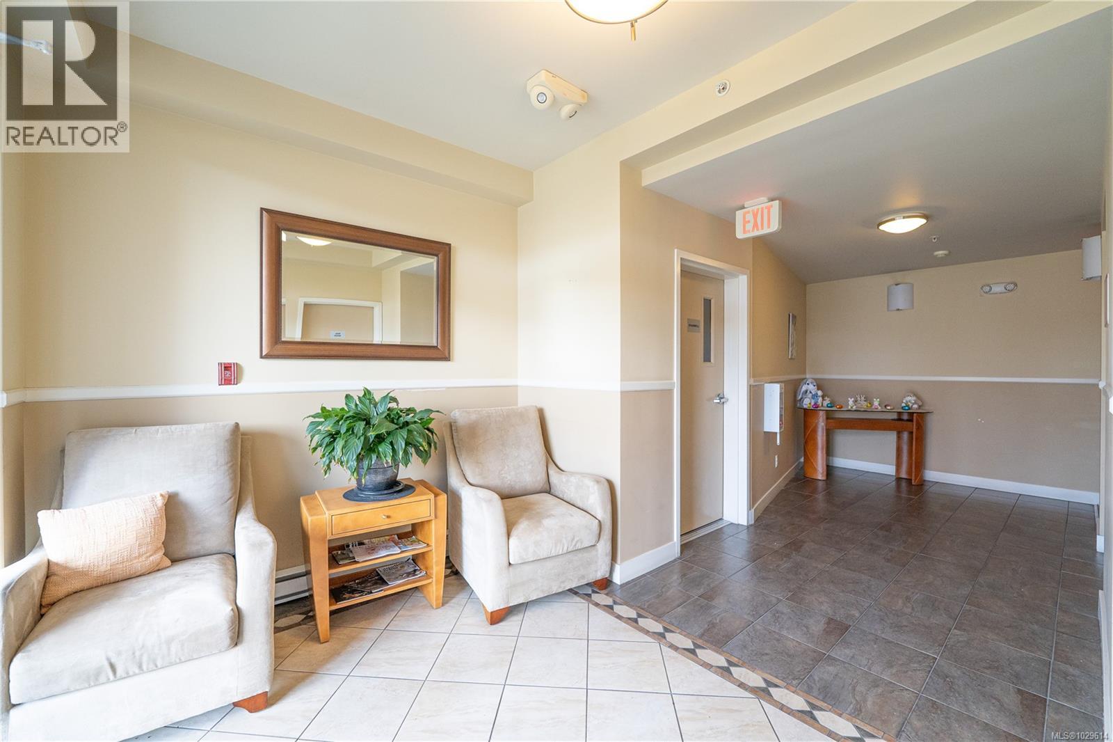 204 10421 Resthaven Drive, Sidney