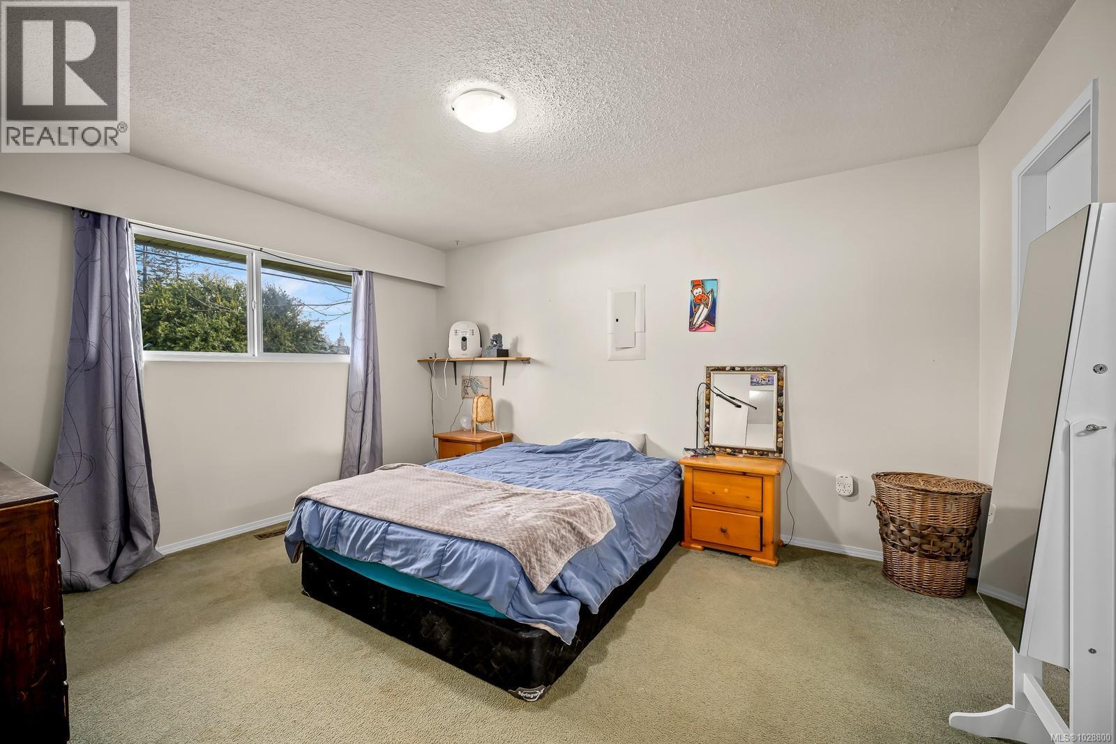 533 Salish St - 27